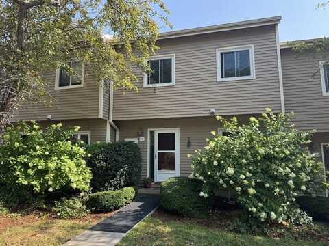 B10 Stonehedge Drive, South Burlington, VT 05403