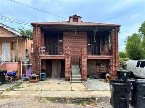 2662 NEW ORLEANS Street, New Orleans, LA 70119