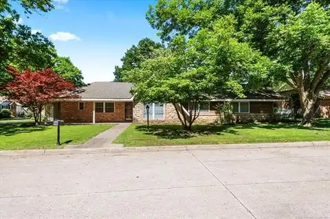 2360 Windsor Way, Bartlesville, OK 74006