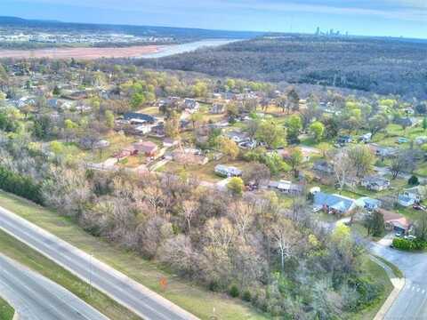 S Linwood Drive, Sand Springs, OK 74063