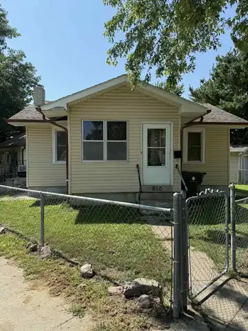 800 PAUL AVE, Sioux City, IA 51109