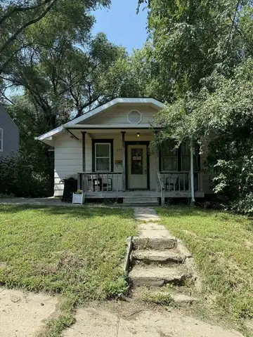 219 S COLLINS ST, Sioux City, IA 51103