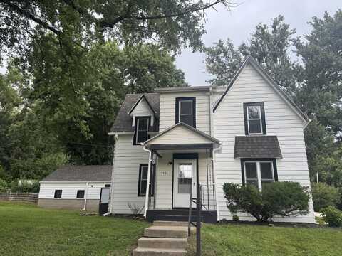 3521 42nd St, Sioux City, IA 51108