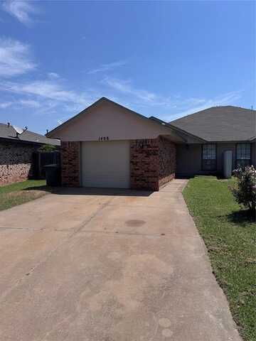 1408 Pennington Avenue, Edmond, OK 73012