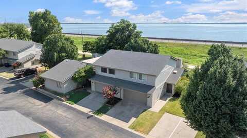 9914 Hefner Village Drive, Oklahoma City, OK 73162