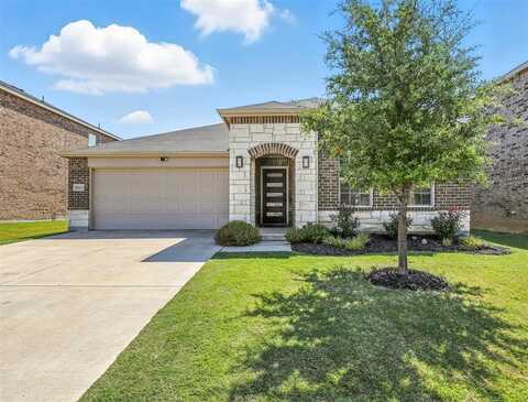 10113 Wyseby Road, Fort Worth, TX 76036