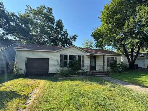 110 W Ash Street, Elm Mott, TX 76640