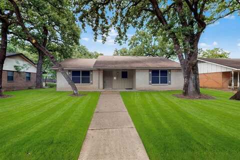 10421 Muskogee Drive, Dallas, TX 75217