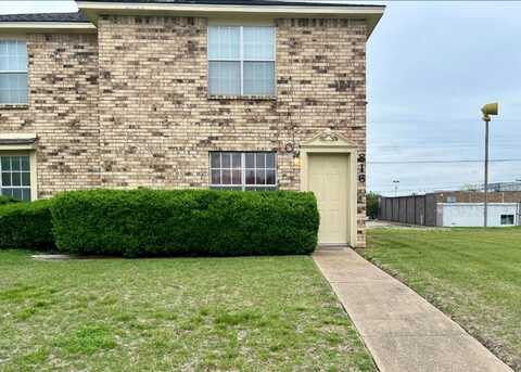 816 Red Bud Drive, DeSoto, TX 75115