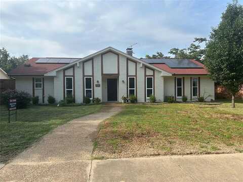 1104 Hillsdale Drive, Richardson, TX 75081