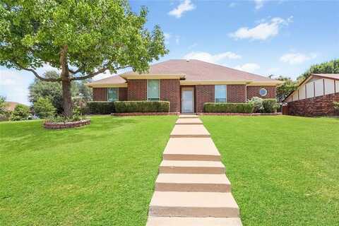 6601 Lucilla Court, Edgecliff Village, TX 76134