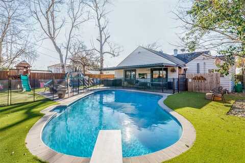 4216 Lovell Avenue, Fort Worth, TX 76107