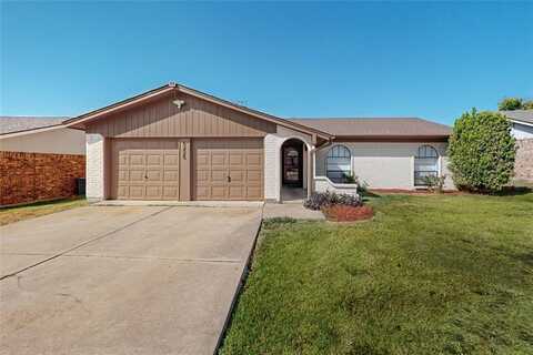 6225 Sunnybrook Drive, Watauga, TX 76148