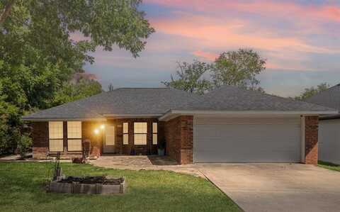 813 E 2nd Street, Weatherford, TX 76086