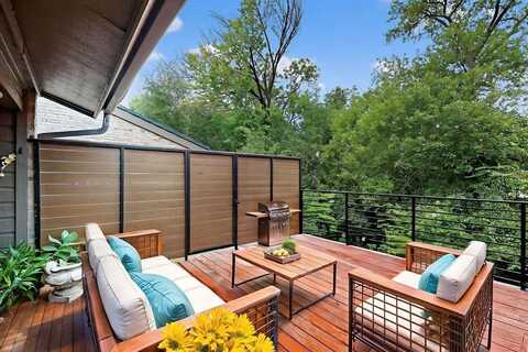 2204 W Park Boulevard, Plano, TX 75075