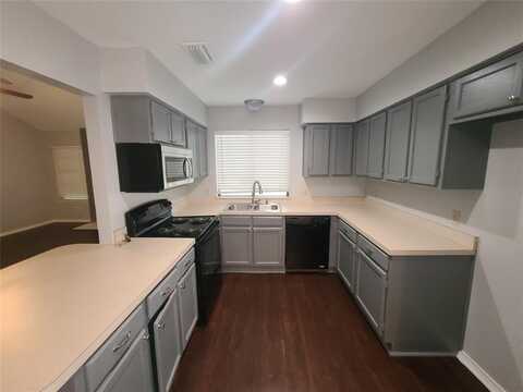2442 Hallmark Street, Grand Prairie, TX 75052