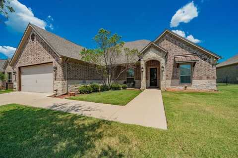 2041 Clive Drive, Granbury, TX 76048