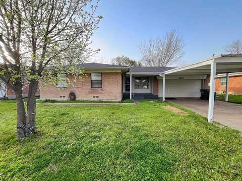 907 Royal Street, Forney, TX 75126