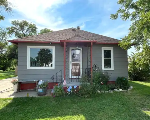 610 N Jones Ave, Norton, KS 67654