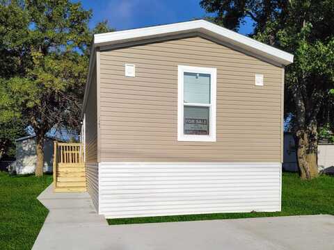 2303 Ethel Ave, Albert Lea, MN 56007
