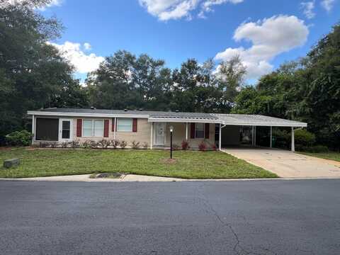 400 Cinnamon Circle, Deland, FL 32724