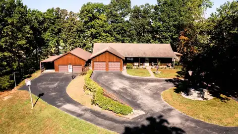7296 Bardstown Rd., Springfield, KY 40069