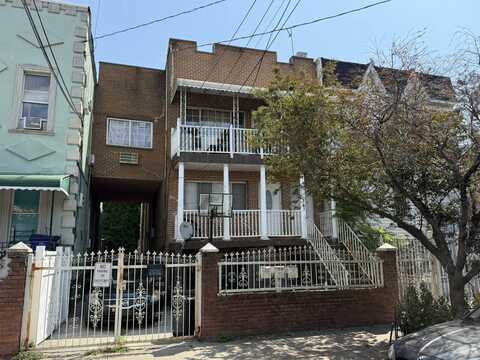 365 Essex Street, Brooklyn, NY 11208