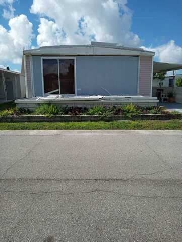 7349 Ulmerton Rd, Largo, FL 33771