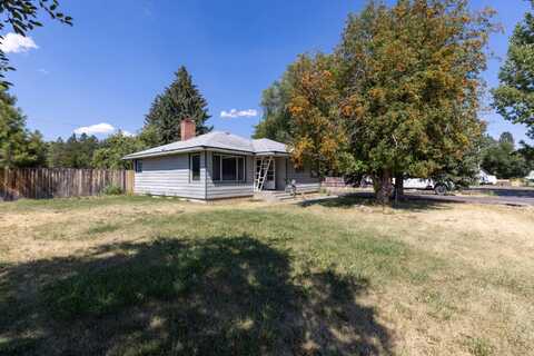 140 S Ogden Ave, Hines, OR 97738