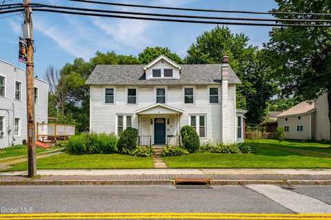 61 High Street, Hoosick Falls, NY 12090