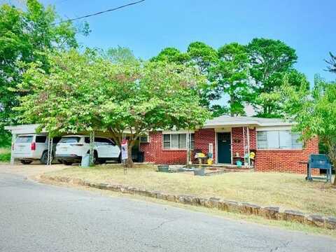 406 N J Street, Hugo, OK 74743