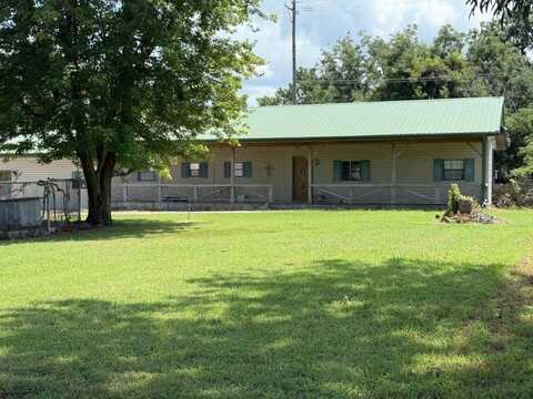 114 Maple St, Chetopa, KS 67336