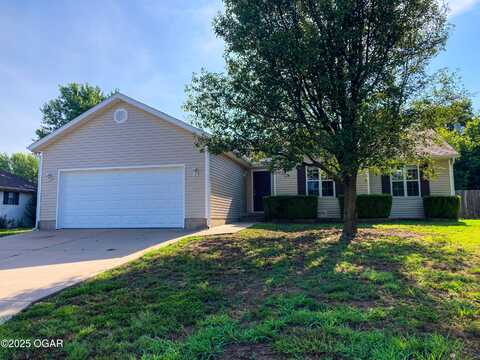 2031 Redbird Drive, Webb City, MO 64870