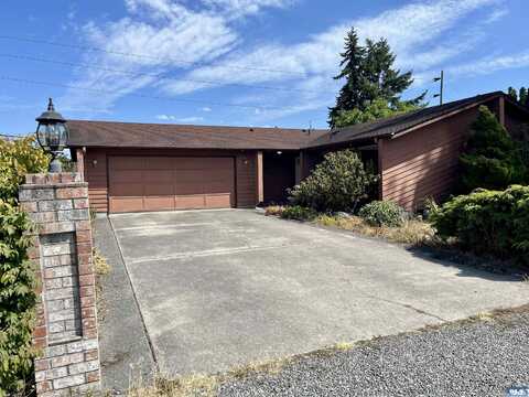220 N Govan Ave, Sequim, WA 98382