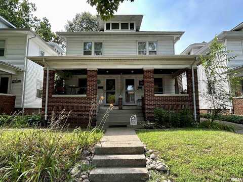 700 & 702 W FAYETTE Avenue, Springfield, IL 62704