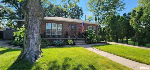 1637 BROADLAWN Avenue, Davenport, IA 52803