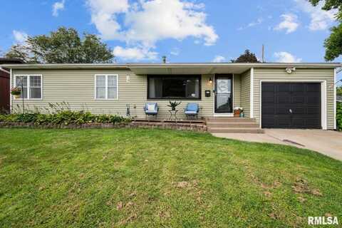 1818 W 38TH Street, Davenport, IA 52806