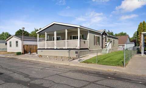 30 Mercury Dr, Richland, WA 99354
