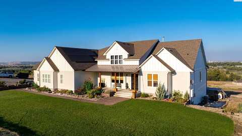 2905 Mt Adams View Drive, West Richland, WA 99353