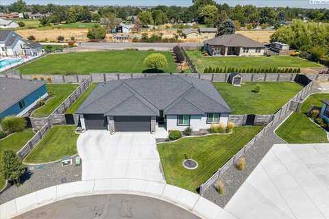 821 Rd 57 Ct., Pasco, WA 99301