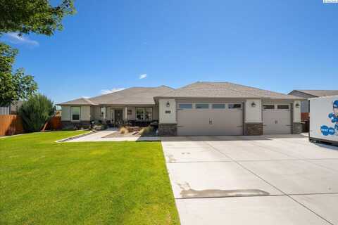 1034 Amber Ave., West Richland, WA 99353