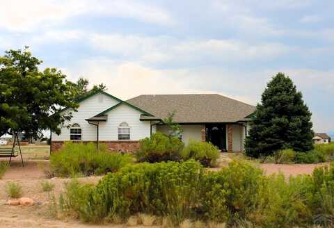 940 W Stallion Dr, Pueblo, CO 81007