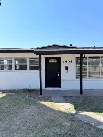 1908 E Morrison Dr, Big Spring, TX 79720