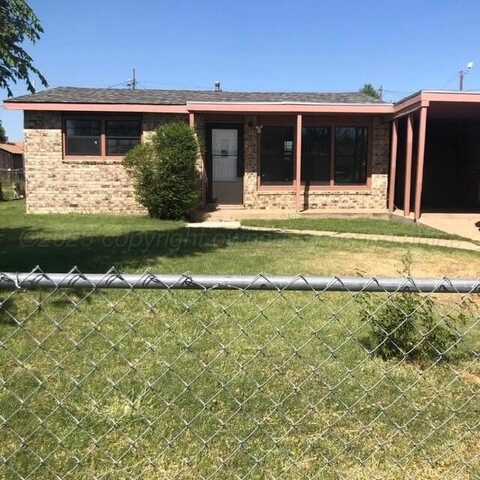 1132 Huff Rd, Pampa, TX 79065