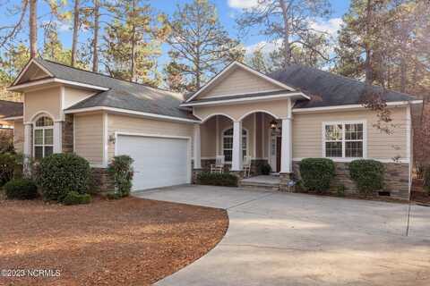 170 Lake Hills Road, Pinehurst, NC 28374