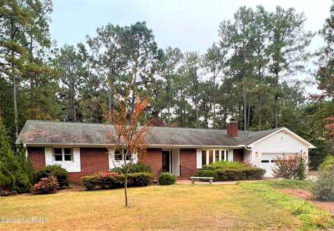 47 Birdie Drive, Whispering Pines, NC 28327
