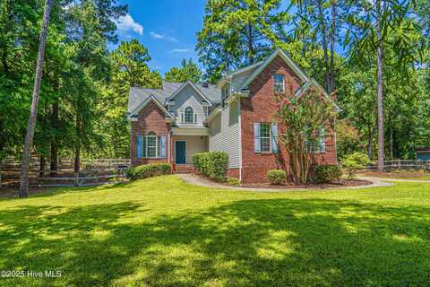 201 Lazar Lane, Southern Pines, NC 28387