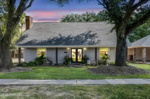 401 E Martial Avenue, Lafayette, LA 70508