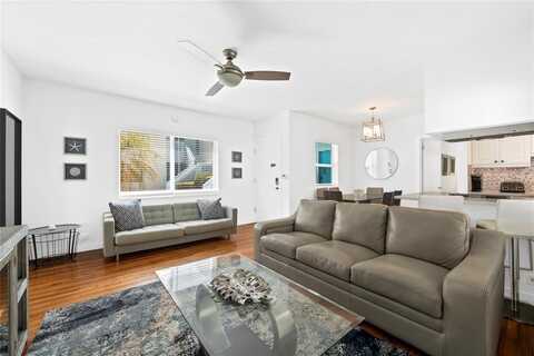 3015 Seville St, Fort Lauderdale, FL 33304