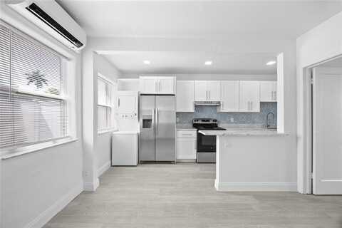 412 SE 16th St, Fort Lauderdale, FL 33316